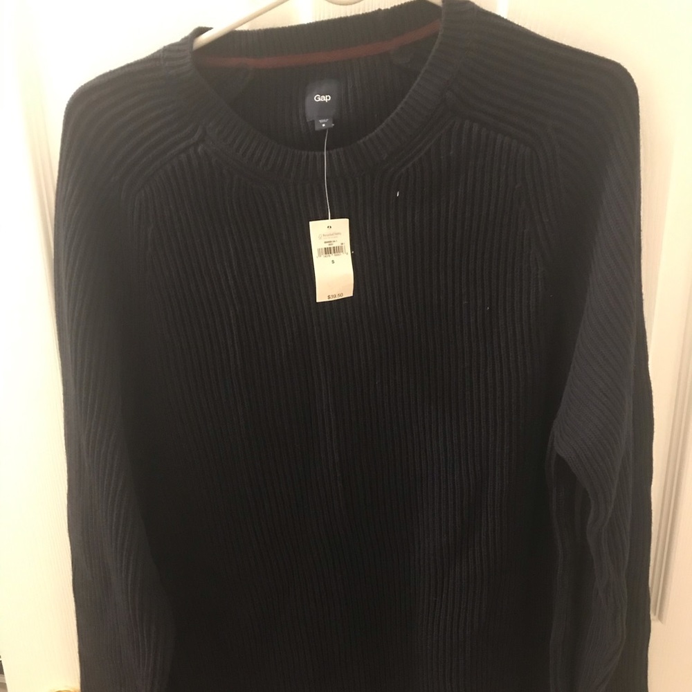 Gap Medium - image 1